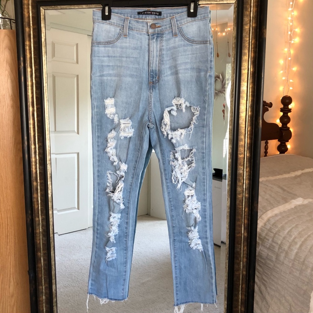 Fashion Nova High Rise Distressed Jeans - Light Wash | Skinny | Stretch | Frayed